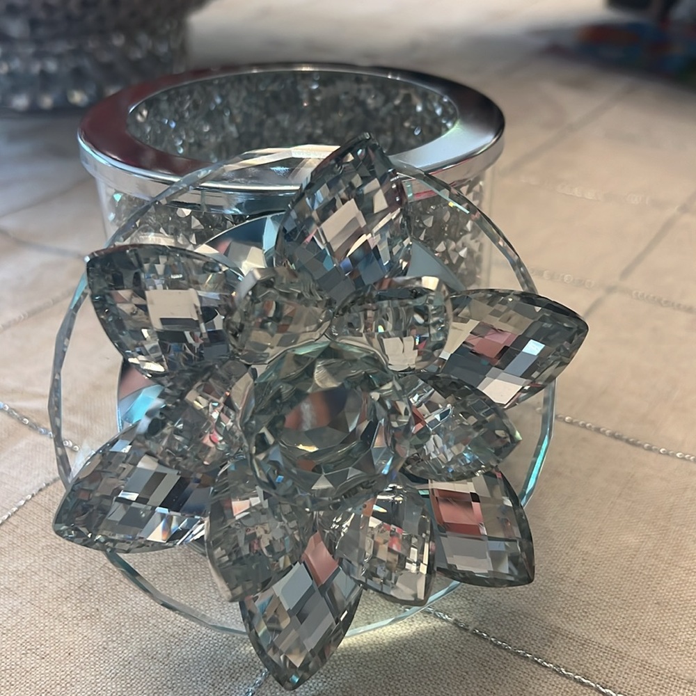 Beautiful Flower Jewerly Holder - Picture 13 of 17
